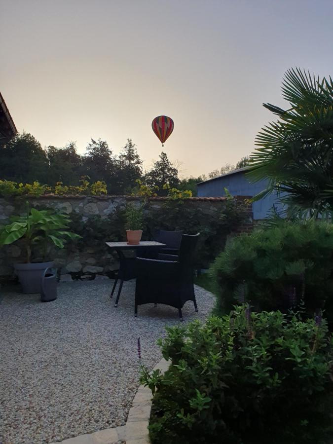 Bed and Breakfast Le Coeur De La Petite Cisse à Monteaux Extérieur photo